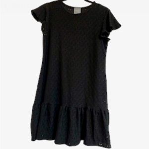 Oliva Rae Black Eyelet Lined Dress Women’s Size Medium. Flutter sleeve flounce